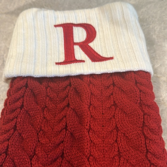 ST. NICHOLAS SQUARE CABLE KNIT "R” MONOGRAM STOCKING. - Picture 2 of 3